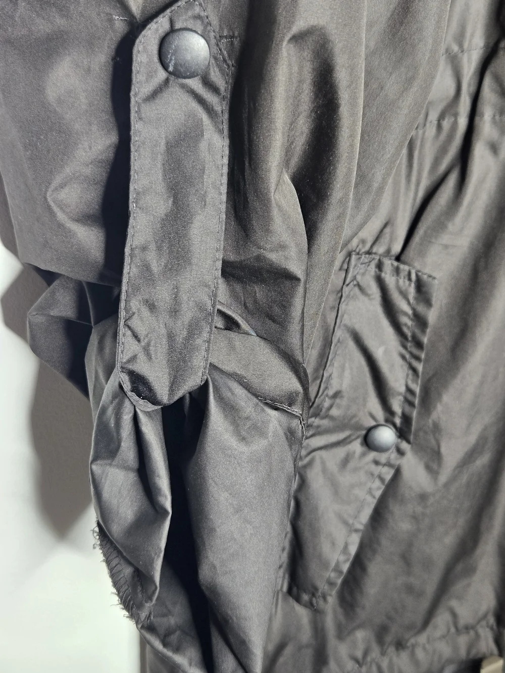 Solid Black Lightweight Hooded Rain Anorak Utility Jacket Zip Close-Size L